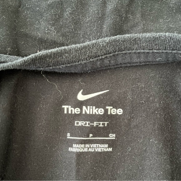 Nike Tank Top - Picture 3 of 3